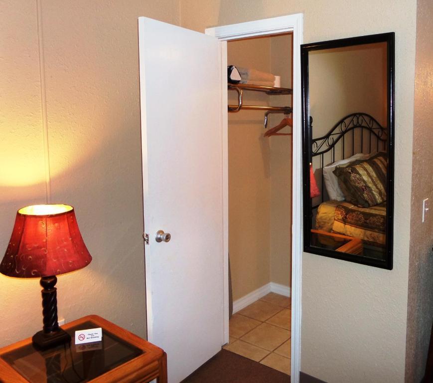 Eureka Suites Eureka Springs Habitación foto